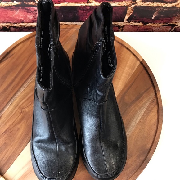 Hush Puppies 🐶 ankle booties zip up black 9 - Picture 5 of 7